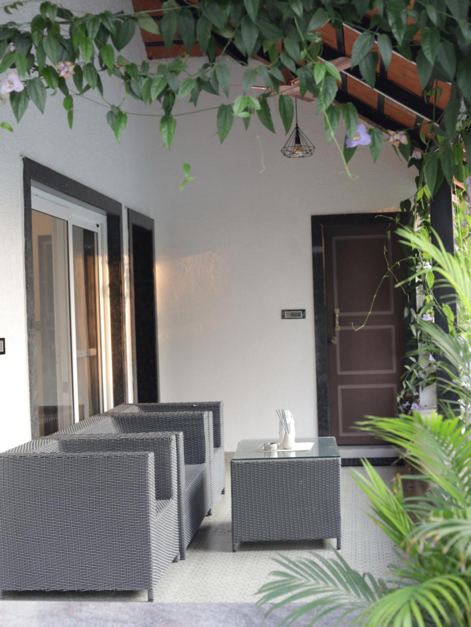 Button Eyes Resort - Pet Friendly Hyderabad Exterior photo
